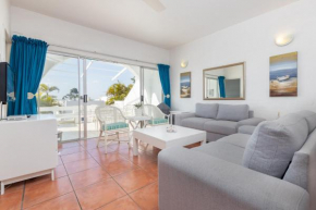 Santorini Thira 40 (FAMILY ONLY)